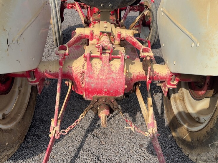 ford-tractor-image-12