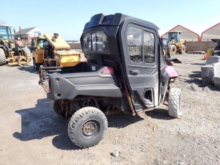 2016-pioneer-4x4-image-5