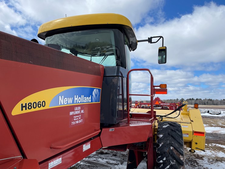 2011-new-holland-h8060-image-33