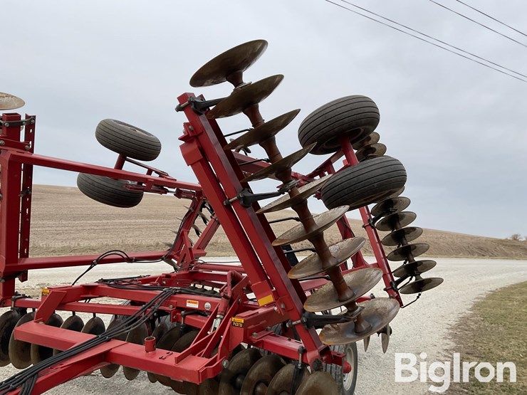 case-ih-3950-image-17