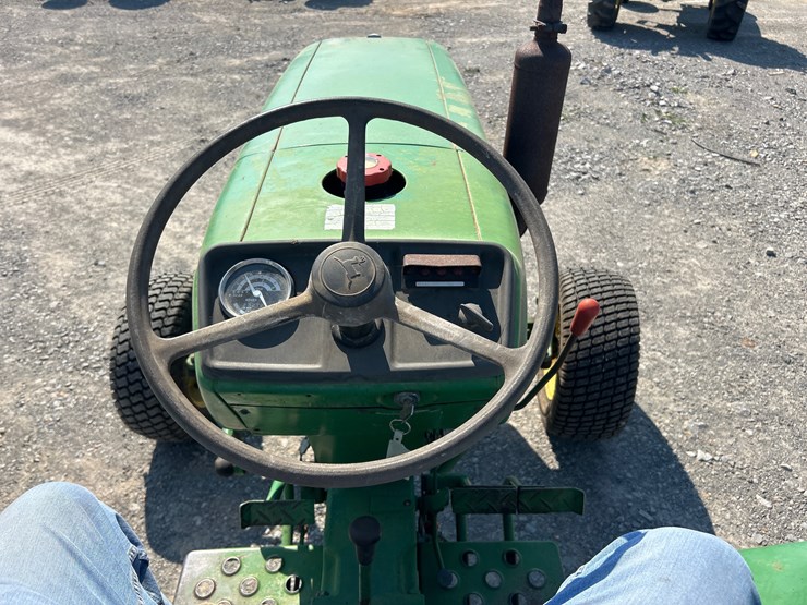 john-deere-850-image-10