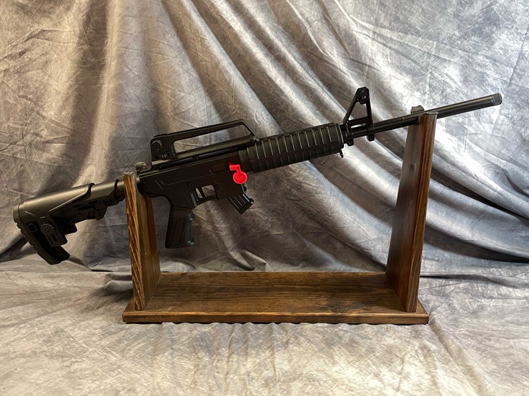 #10062-•-rock-island-tm22-lite-18,-22-lr-semi-auto-rifle,-sn:-tg970-23a95430-image-2