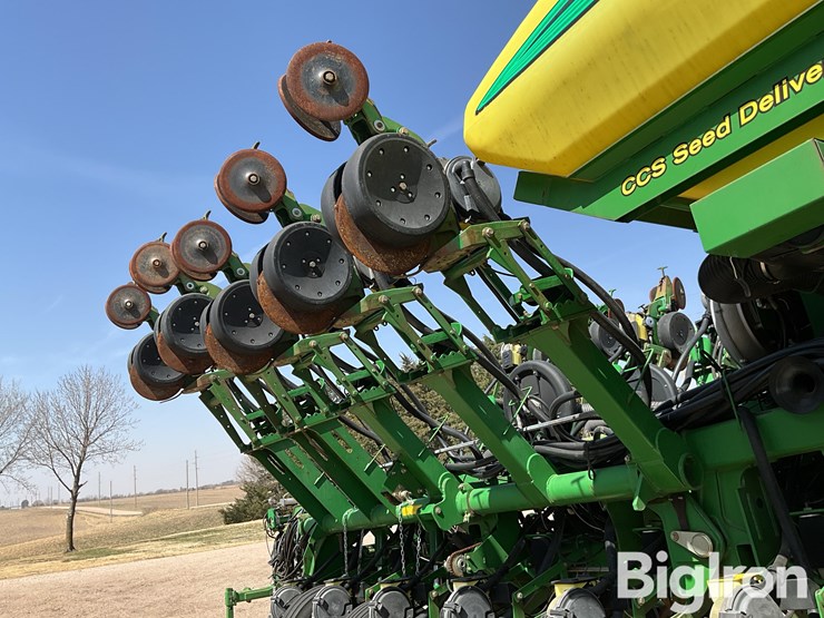 john-deere-1790-image-20