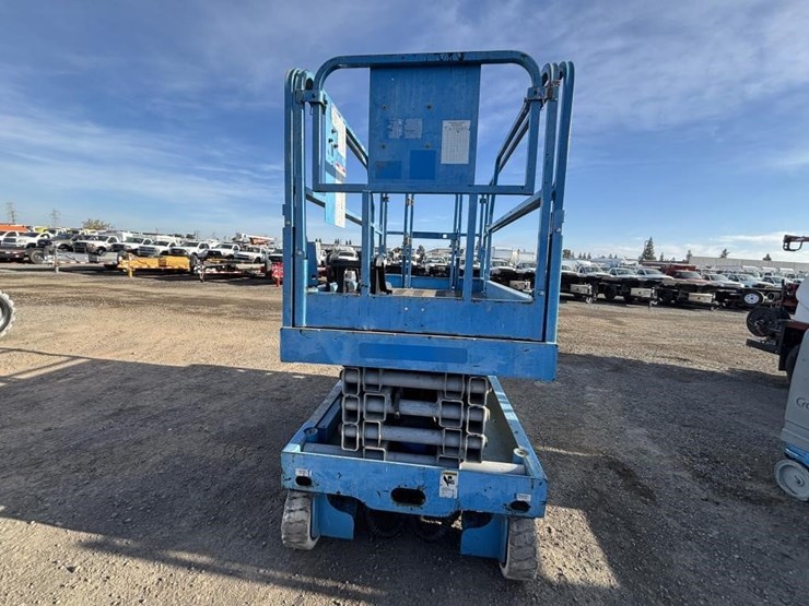 2001-genie-gs2646-image-5