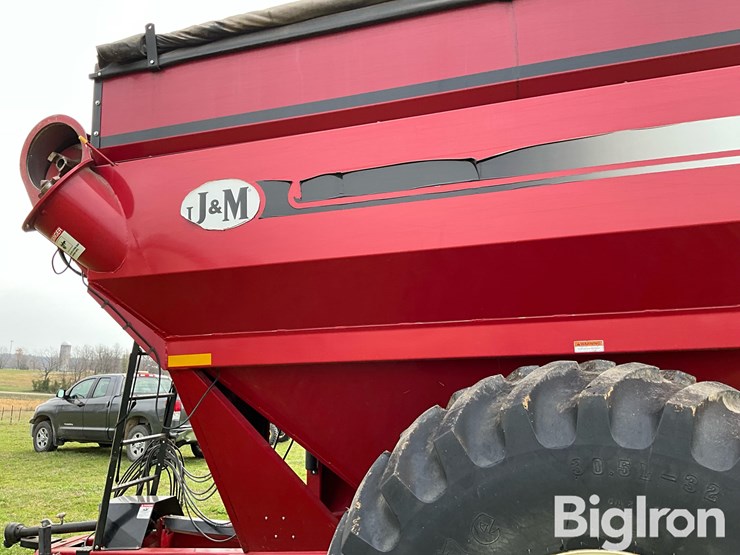 2012-j&m-525-image-16