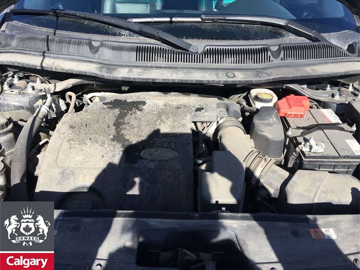 2014-ford-explorer-xlt-image-25