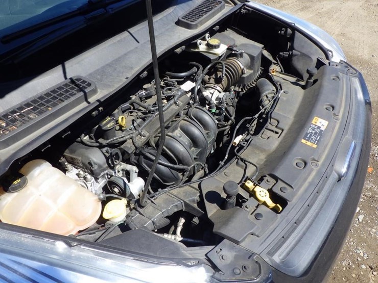 2015-ford-escape-image-11