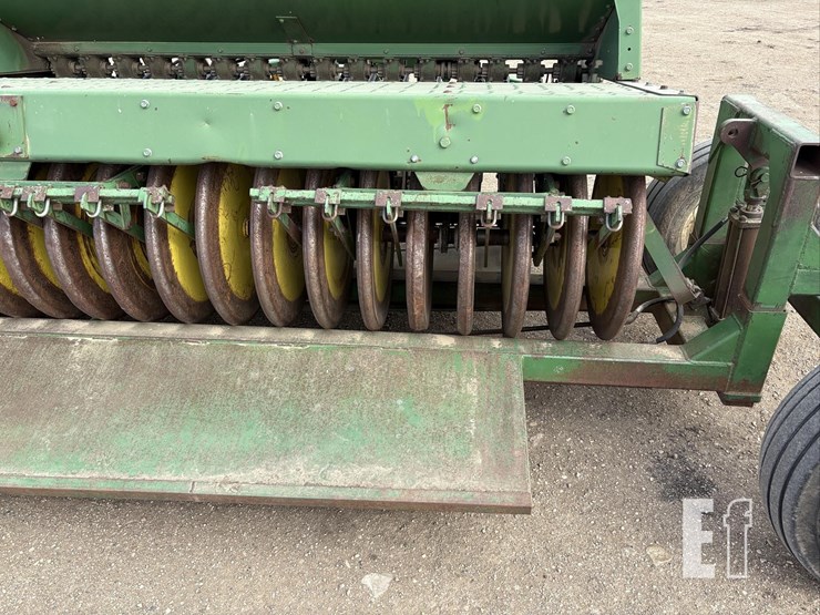 john-deere-9300-image-4