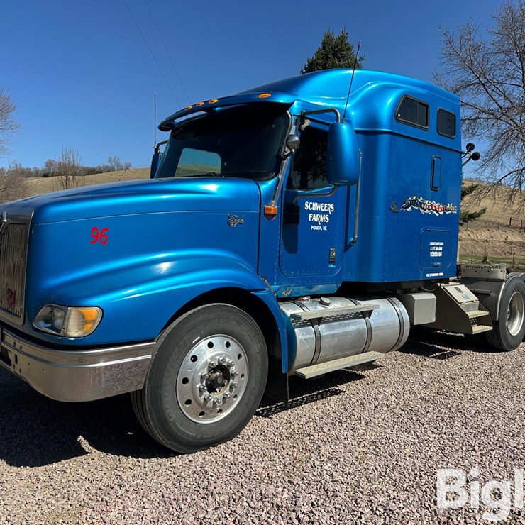 2000 INTERNATIONAL 2000