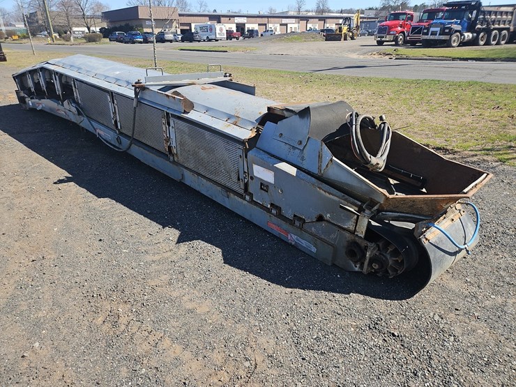 27'-covered-conveyor-image-6