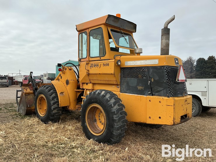 john-deere-644-image-7
