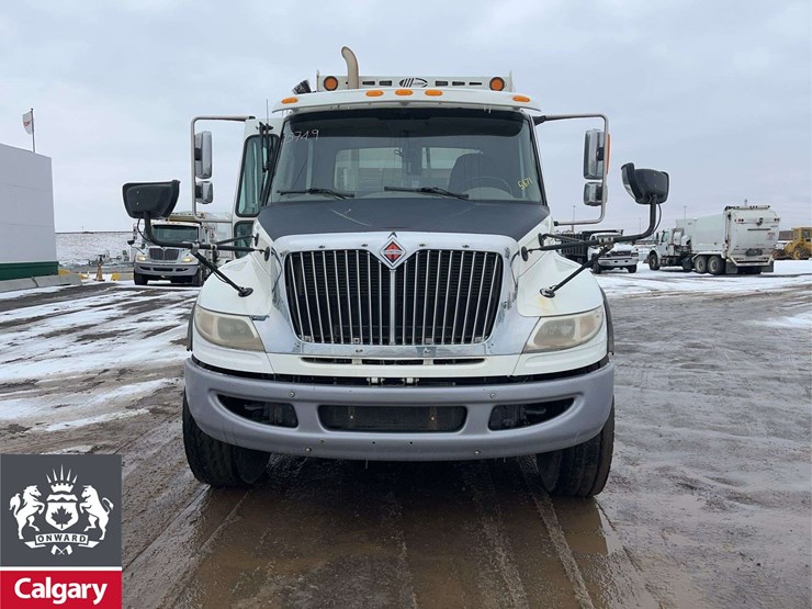 2017-international-workstar-7400-image-8