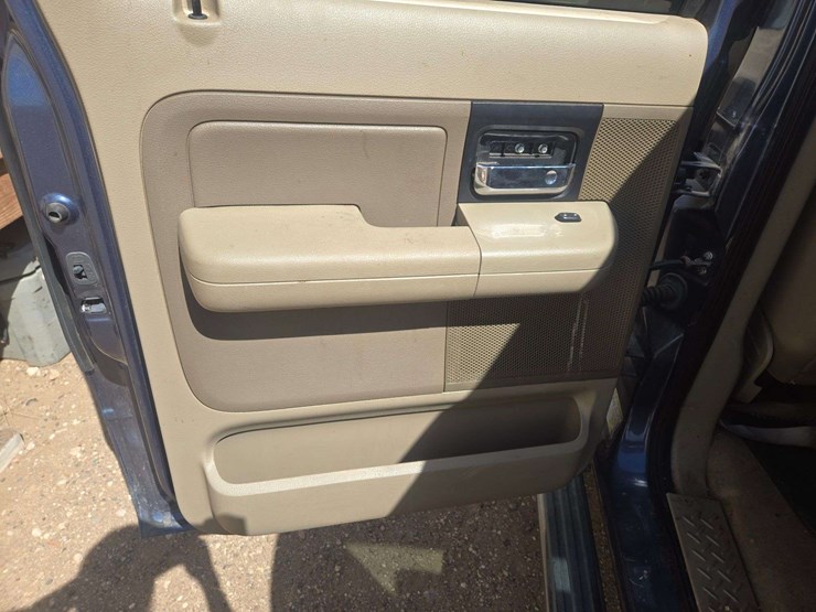 2006-ford-f150-xlt-image-10