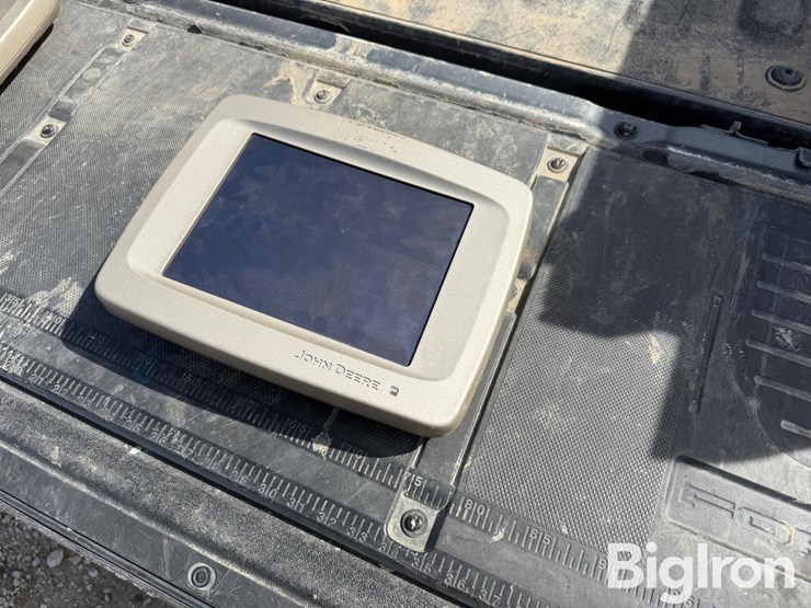 john-deere-2600-image-1