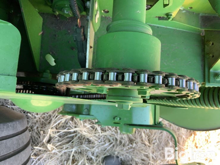 2019-john-deere-560m-image-20