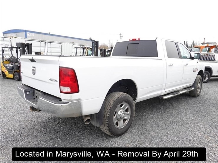 2017-dodge-2500-image-16