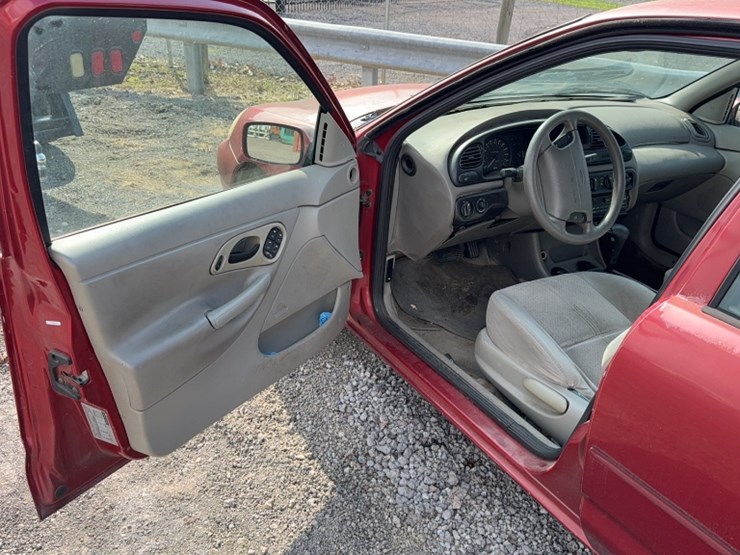 #4023-•-1999-ford-contour-sedan-image-13