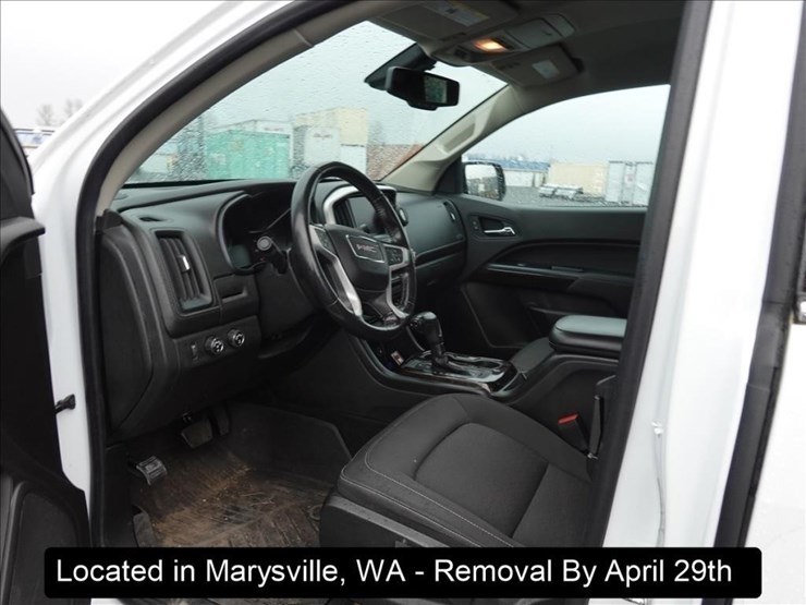 2017-gmc-canyon-image-5