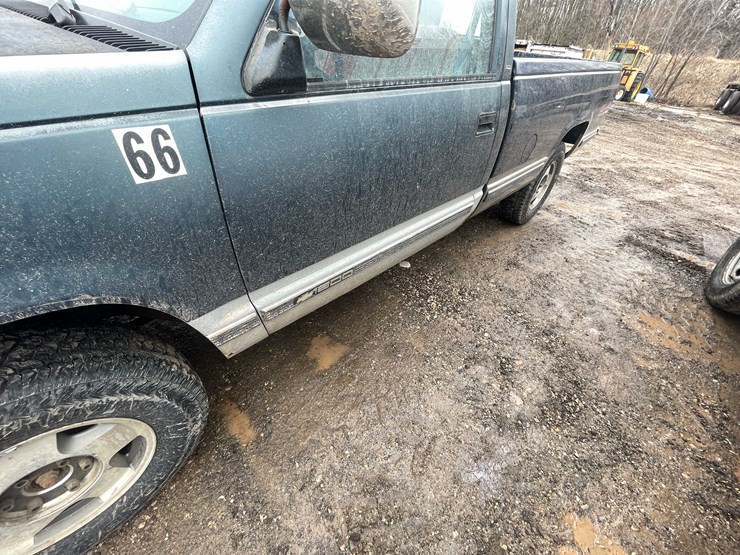 1988-chevrolet-silverado-1500-image-18