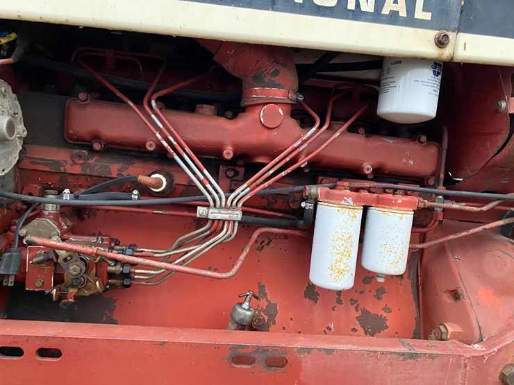 1976-international-686-image-17