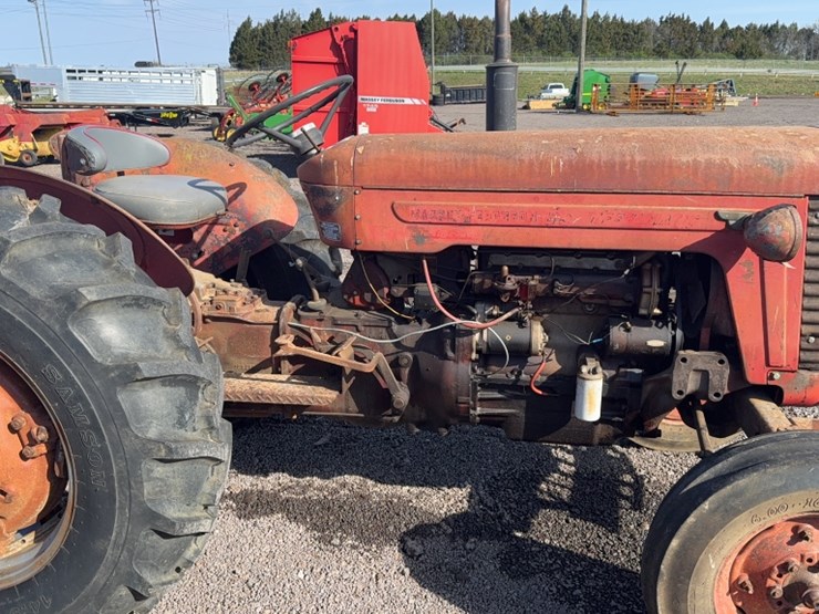 massey-ferguson-65-image-5