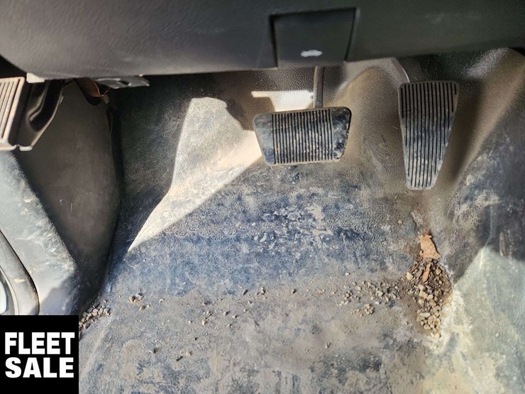 2018-dodge-3500-image-46