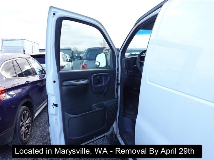 2002-chevrolet-3500-image-20