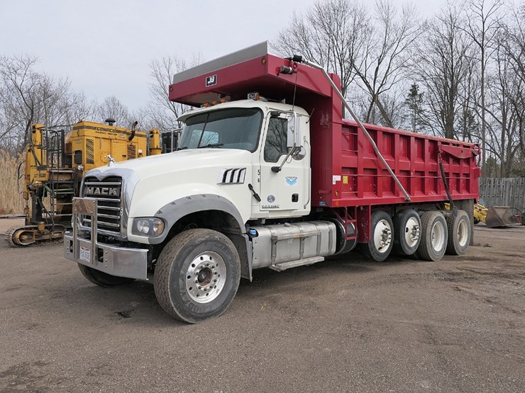 2017-mack-gu713-quad-axle-dump-truck,-sn:1m2ax09c5hm032603,-mack-mp8,-allison-auto,-j-&-j-21'-steel-image-1