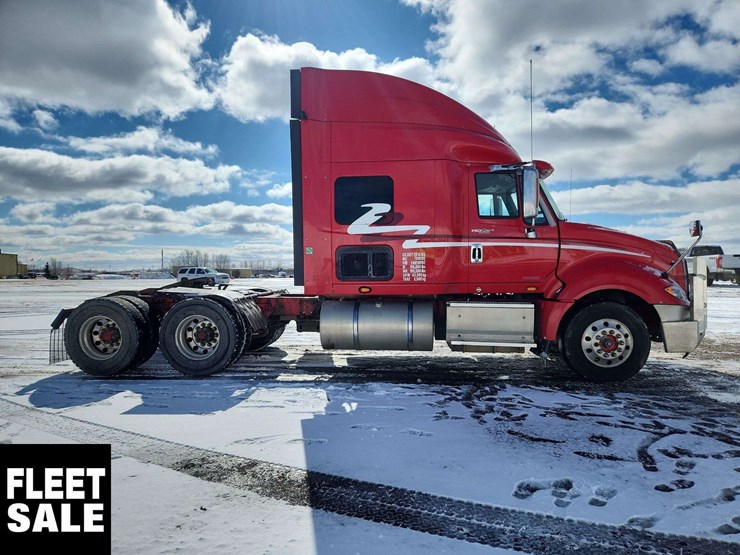 2014-international-prostar-image-9