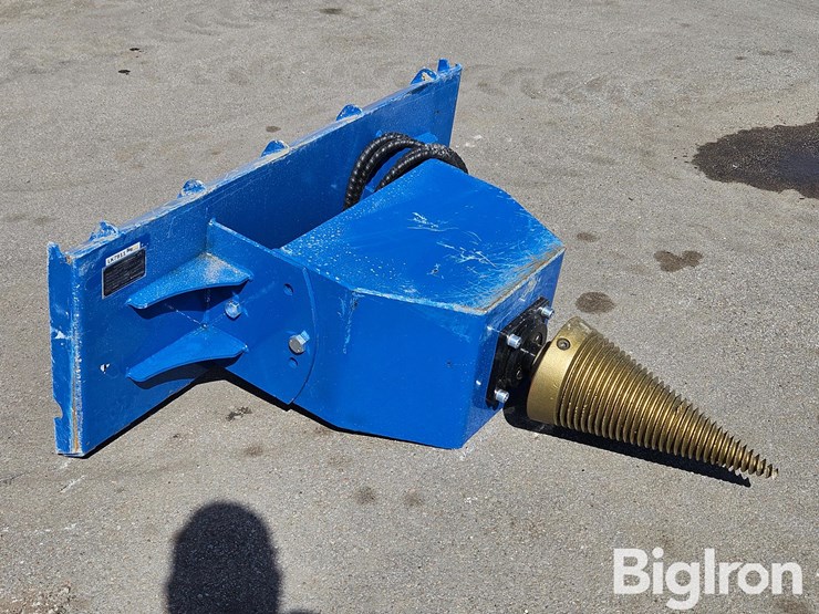 2026-massey-ferguson-730-image-3