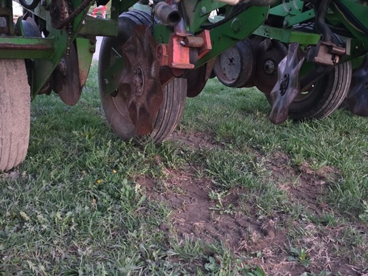 agco-allis-385-image-19