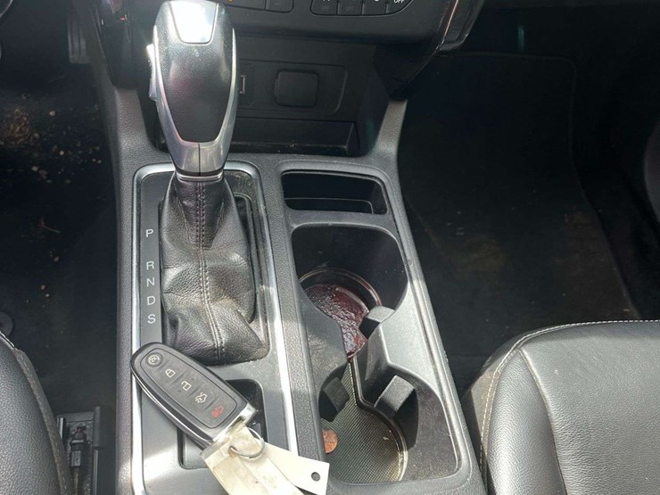 2019-ford-escape-image-11