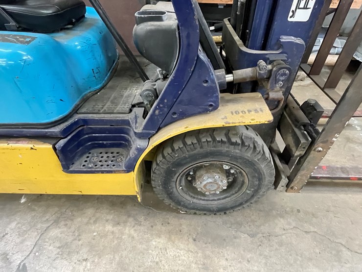 komatsu-fg25c-12-image-6