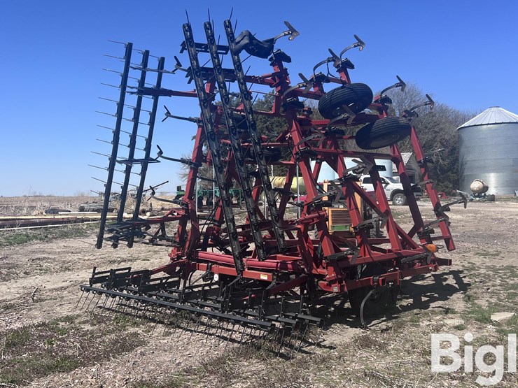 case-ih-4300-image-5