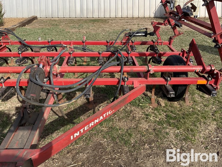 international-4500-image-11