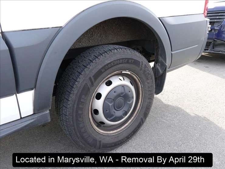 2015-ford-transit-image-14