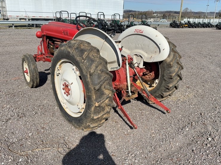 ford-tractor-image-11