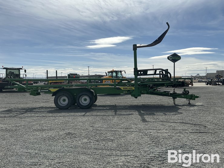 anderson-rbm1400-round-baler-accumulator/mover-image-4