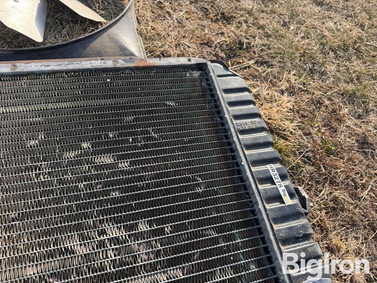 radiator-&-fan-shroud-image-11