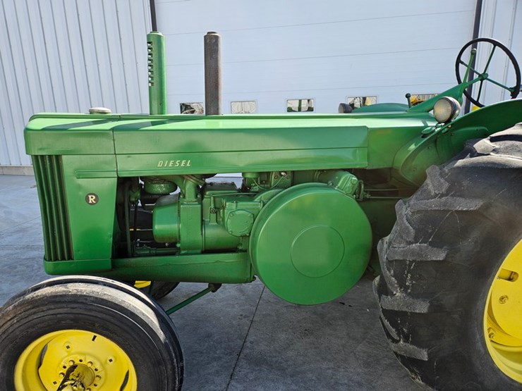 john-deere-r-image-9