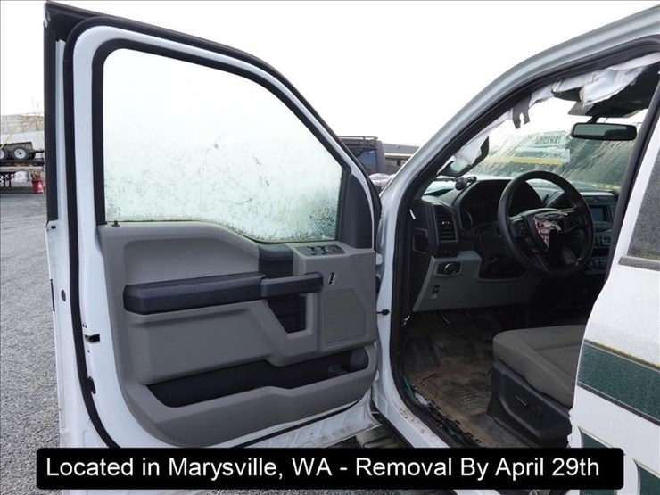 2019-ford-f150-xl-image-4