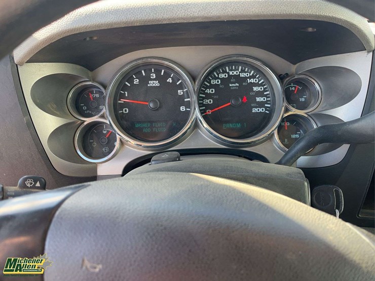 2011-gmc-sierra-2500hd-image-15