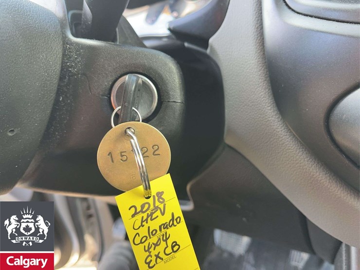 2018-chevrolet-colorado-image-17