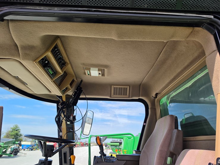 2005-john-deere-9860-sts-image-7
