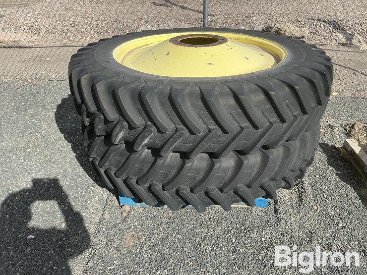 14.9-r-46-axle-mount-dual-rims-&-tires-image-2
