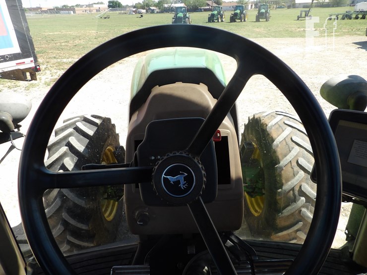 john-deere-8220-image-28