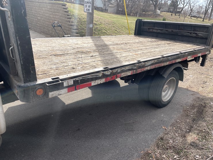 2009-ford-f550-image-54