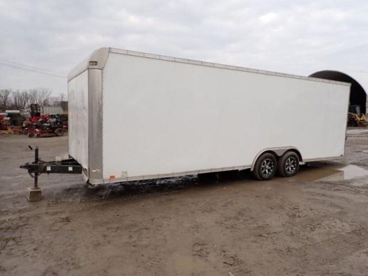 2016-discovery-24-ft-t/a-enclosed-trailer-1d9r1202-image-1