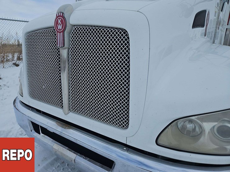 2016-kenworth-t370-image-24