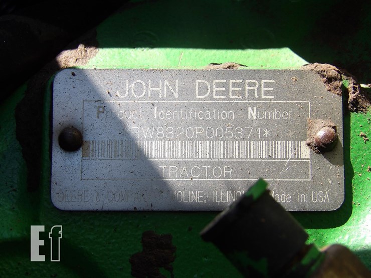 john-deere-8320-image-29